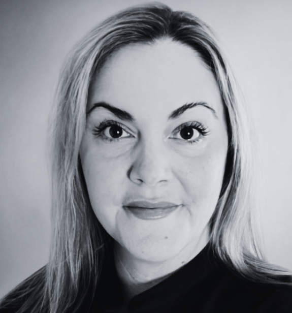 Tara smaller BW Headshot